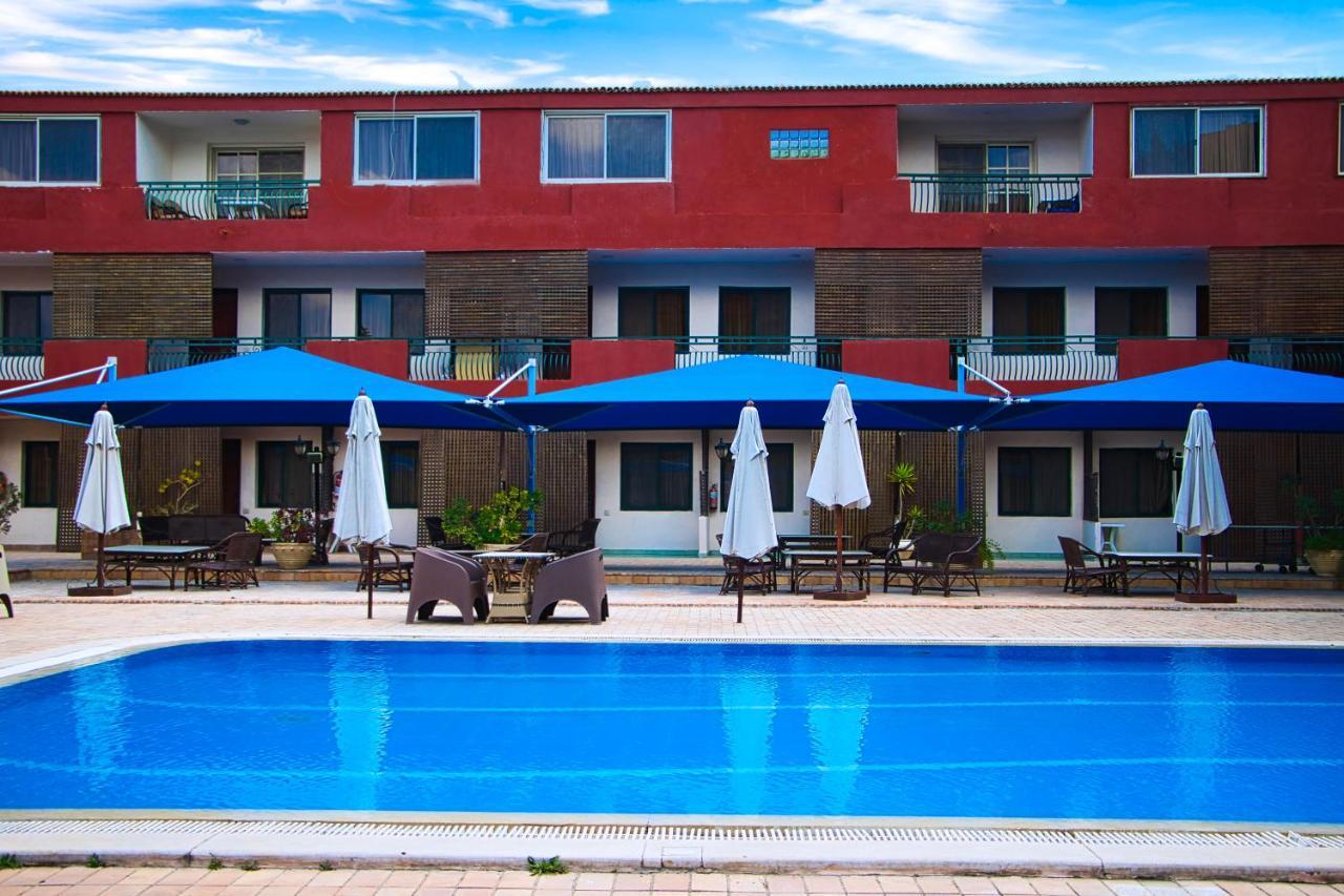 Hotel Adham Compound à King Mariout Extérieur photo