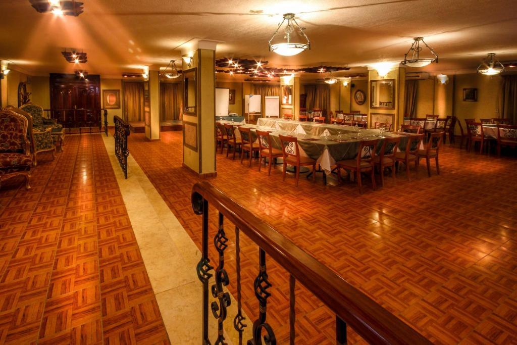 Hotel Adham Compound à King Mariout Extérieur photo
